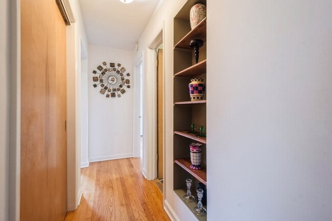 Building Photo - 735 Chestnut St