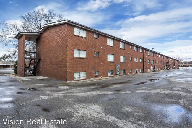 Building Photo - 111 S 1000 E St