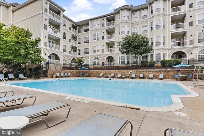 Building Photo - 4561 Strutfield Ln