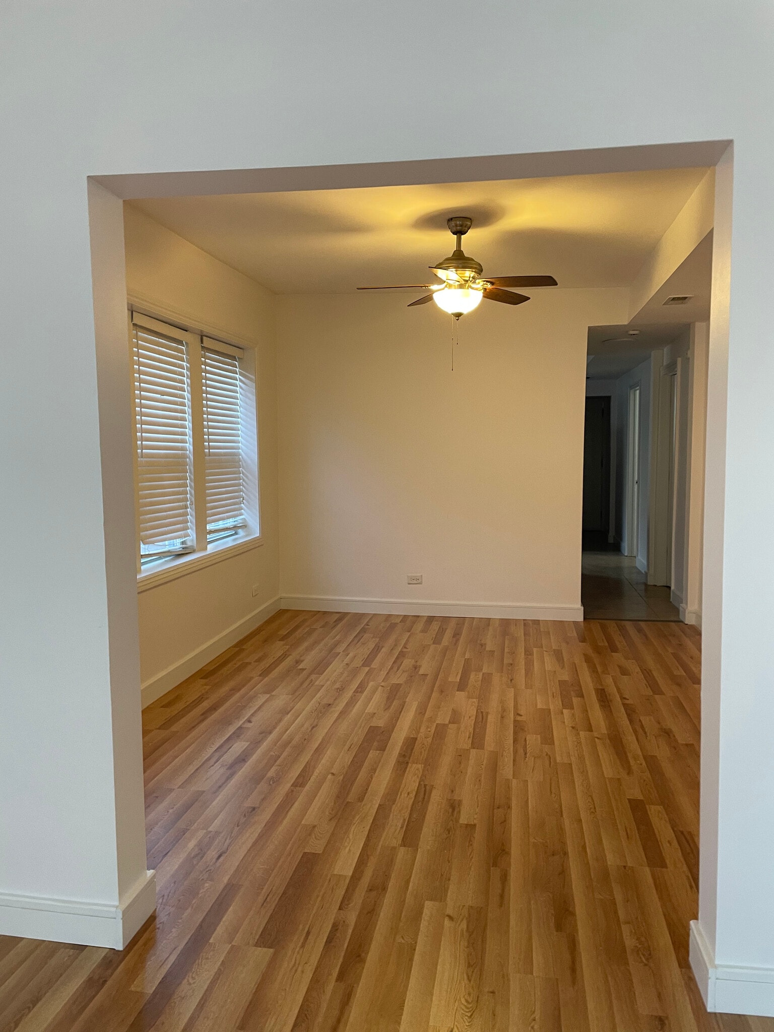 Building Photo - 5055 W Montana St