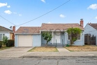 Building Photo - 2023 Orchard Ave