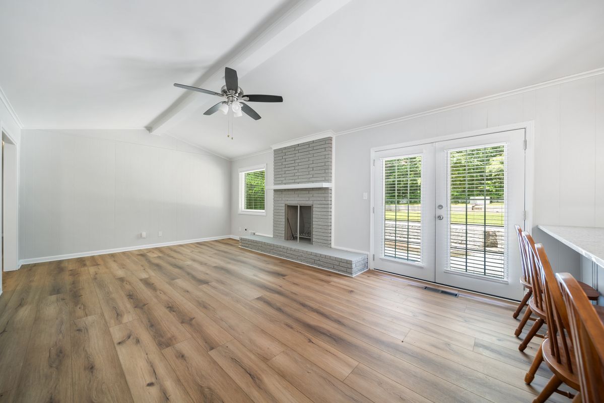 Building Photo - 4019 Flintridge Dr