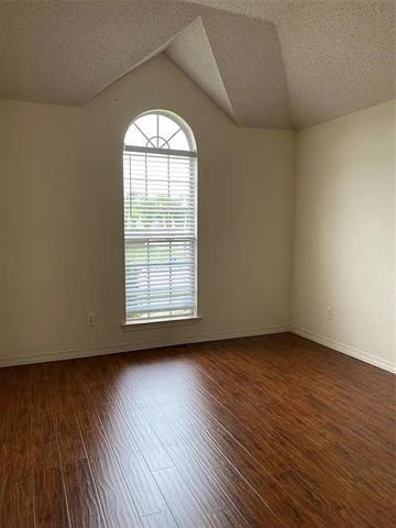 Building Photo - 10079 Cambridge Dr