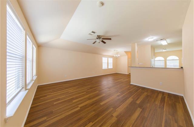 Building Photo - 1824 Heron Dr