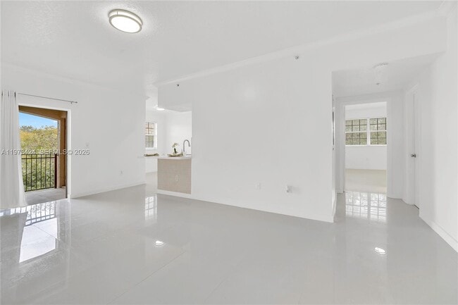 Building Photo - 151 SW 117th Ave