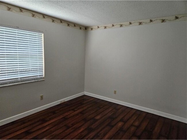 Building Photo - 154 Sandalwood Dr