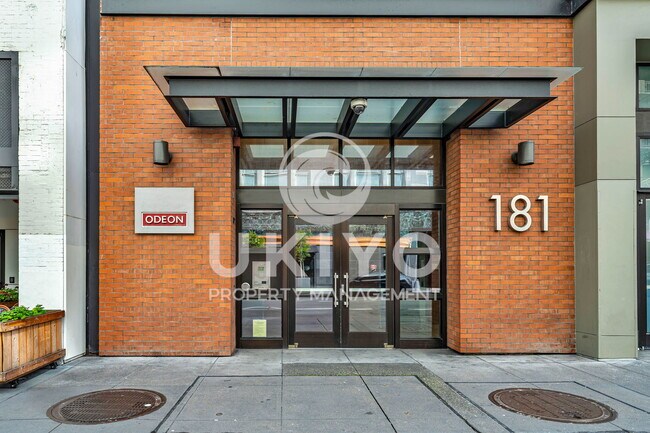 Building Photo - 181 O'Farrell St