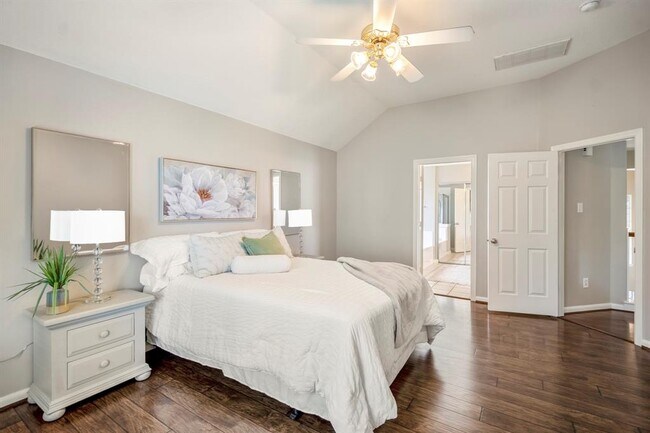 Building Photo - 16407 Bogan Flats Ct