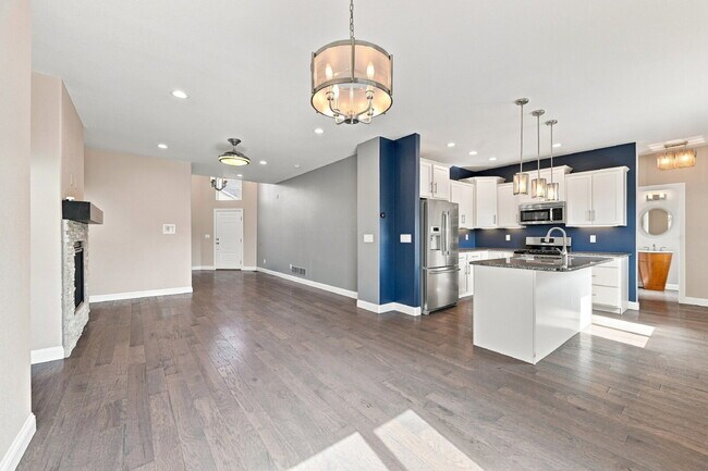 Building Photo - $2,745.95, 4 bed, 3.5 bath, located in Colorado Springs with Central AC