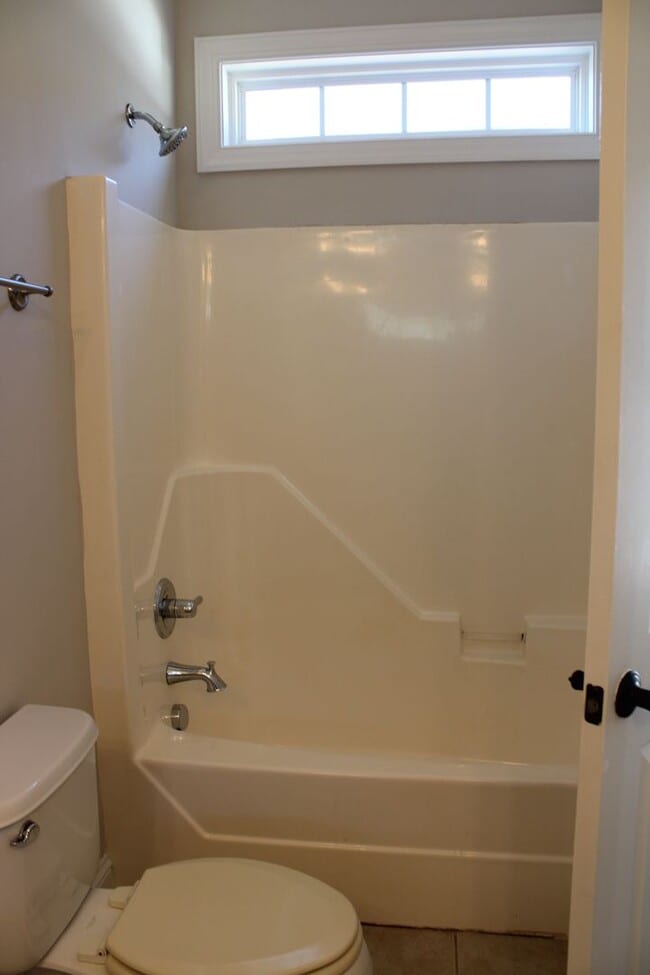 Building Photo - 3001 Canal Dr NW
