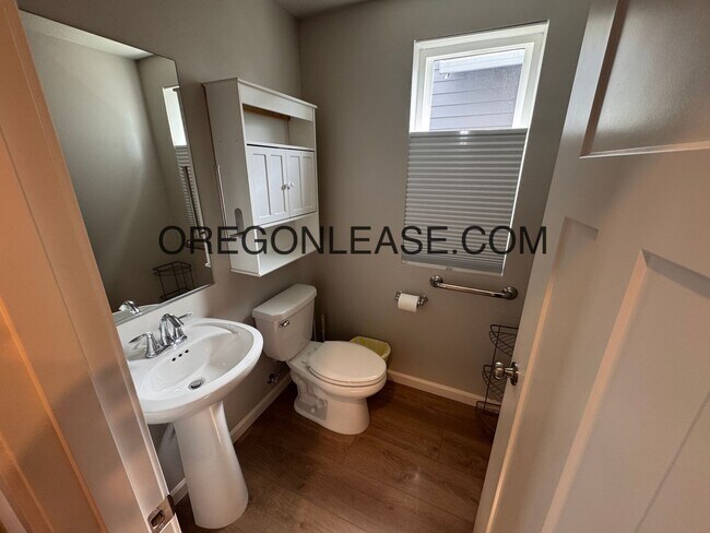 Building Photo - New Construction | 3 Bed, 2.5 Bath | 2,081...