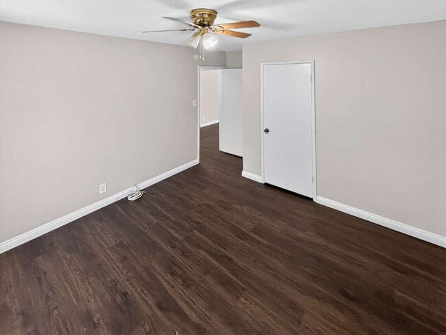 Building Photo - 4277 Pixie Ave