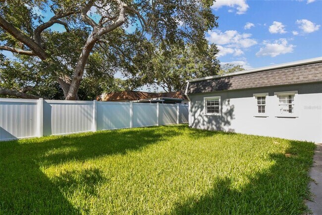 Building Photo - 12257 Eldon Dr