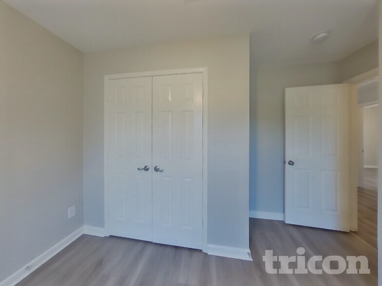 Building Photo - 612 Rockbrook Dr