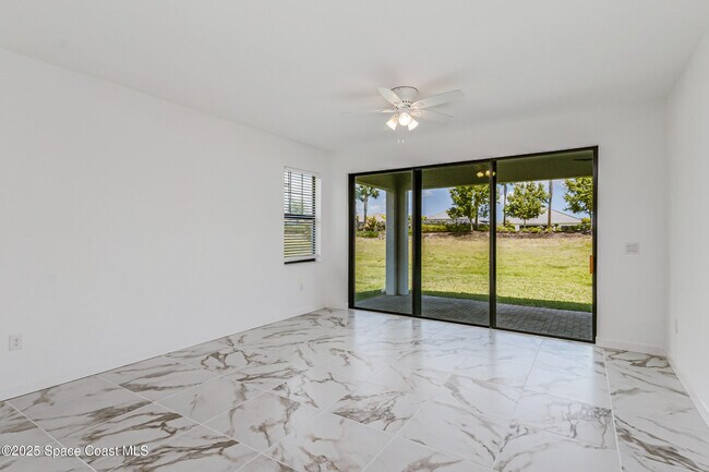 Building Photo - 2490 Treasure Cay Ln