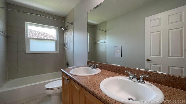 Building Photo - 4857 Victoria Cir