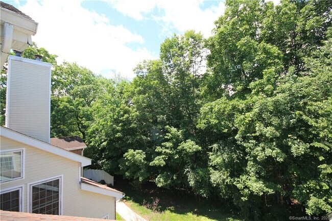 Building Photo - 285 Carriage Crossing Ln