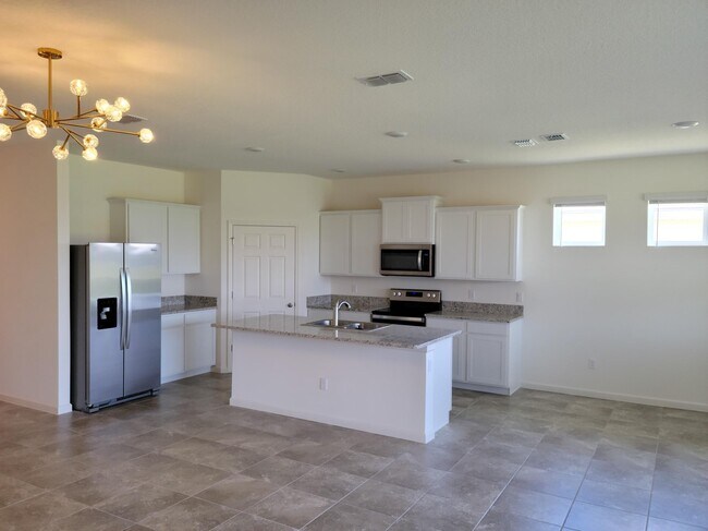 Building Photo - 12354 Arabella Dr
