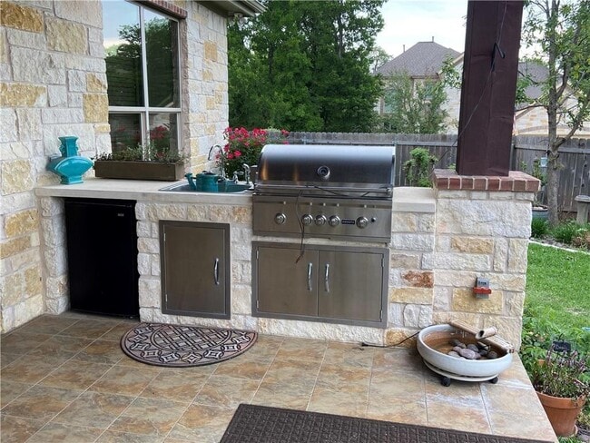 Building Photo - 3216 Herradura Dr