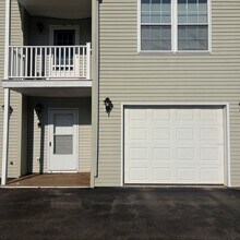 Building Photo - Sun-Filled 3BR/2BA Condo with Two Private Decks
