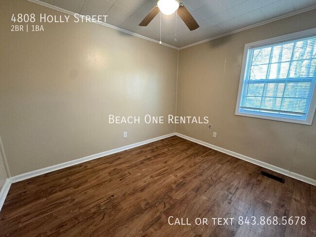 Building Photo - 4808 Holly St