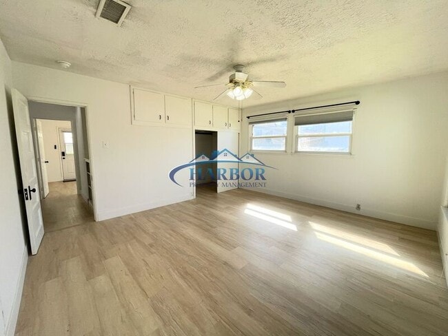 Building Photo - 21502 Berendo Ave