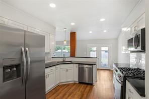 Building Photo - 501 Elm Ct