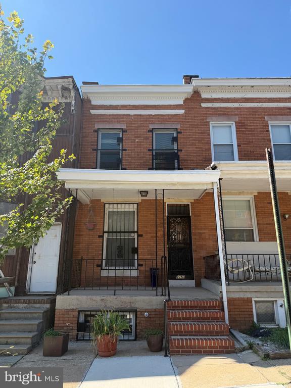 Building Photo - 2753 Rayner Ave