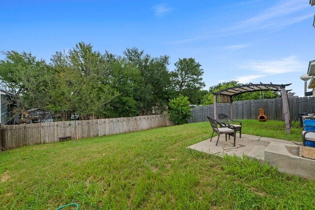 Building Photo - 6003 Wideleaf Dr
