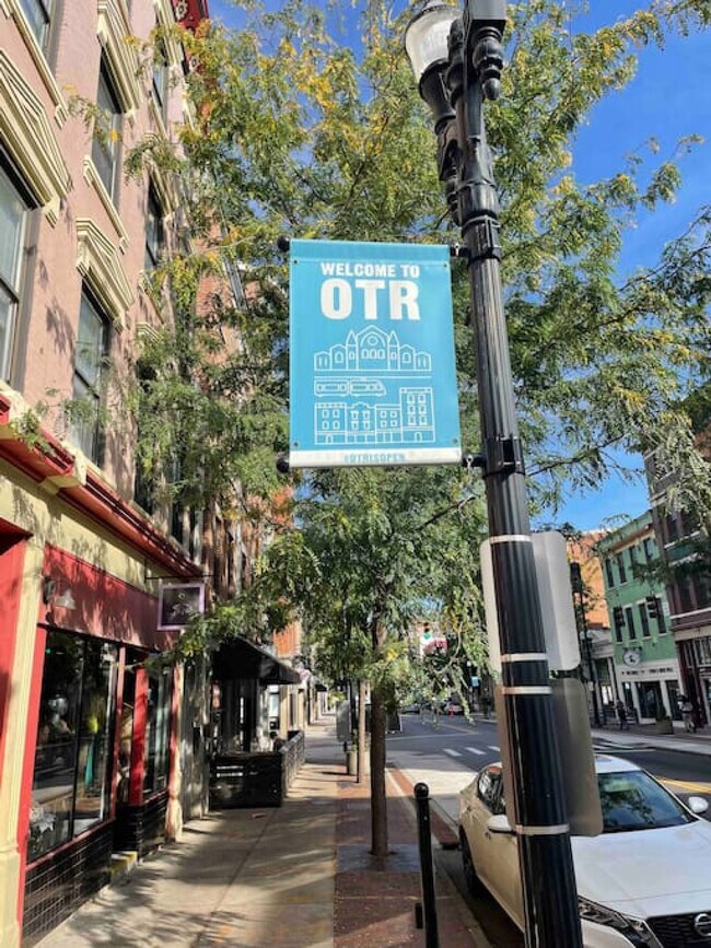 Building Photo - 1502 Race St