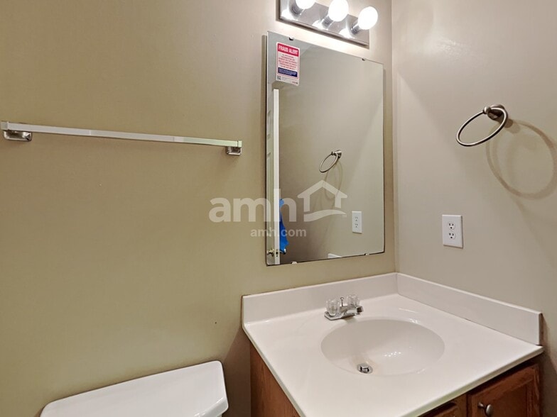 Building Photo - 1159 Valley Forge Dr