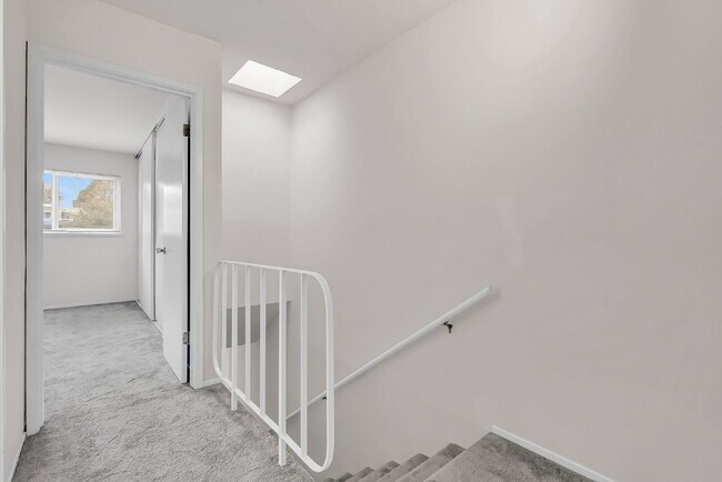 Building Photo - "Charming 2-Bed Condo Oasis in Walnut Cree...