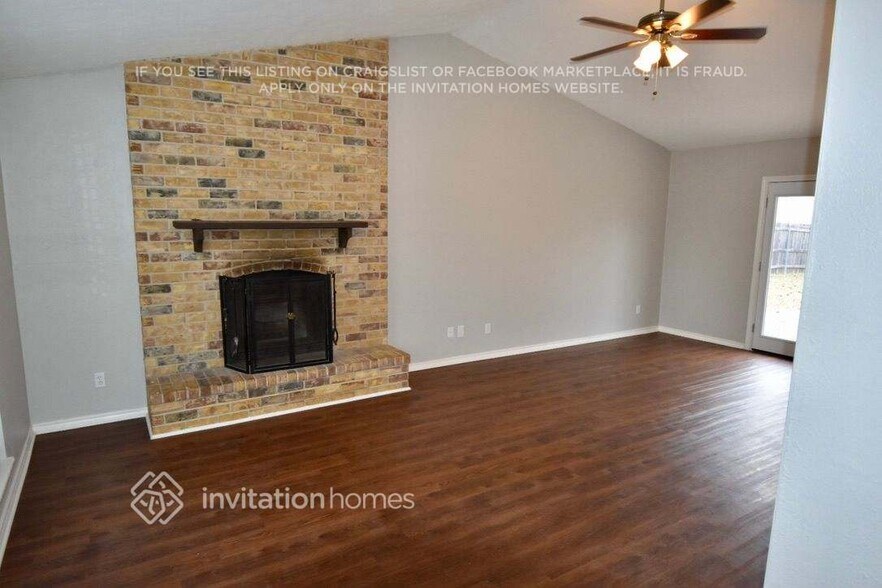 Building Photo - 4732 Scots Briar Ln