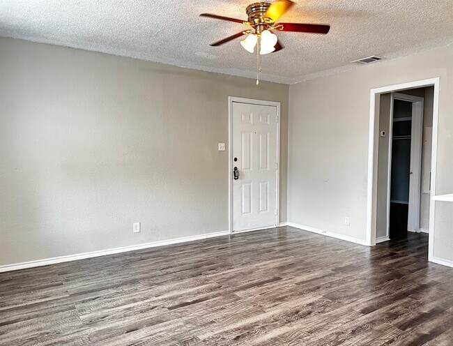 Building Photo - 6110 Wheless Cove