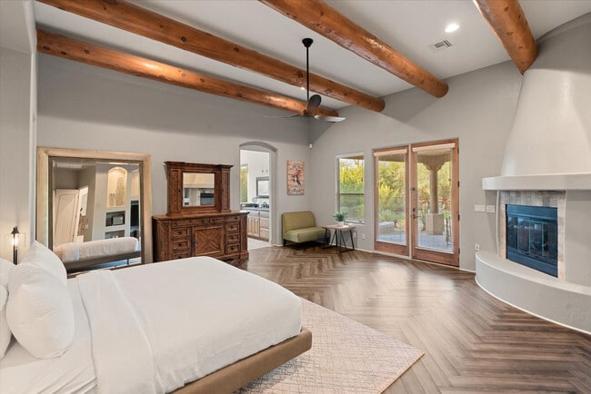 Building Photo - 6708 E Calle de Las Estrellas Rd