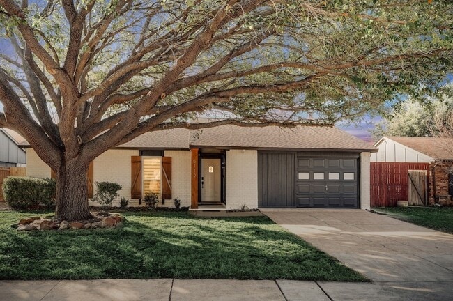 Building Photo - 5112 Arbor Glen Rd