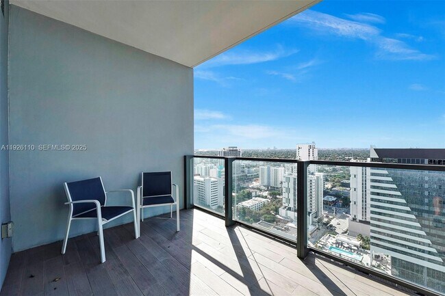 Building Photo - 88 SW 7th St