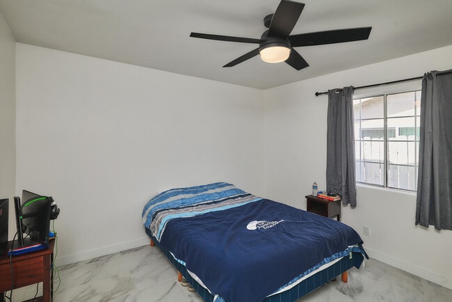 Building Photo - 51700 Avenida Martinez