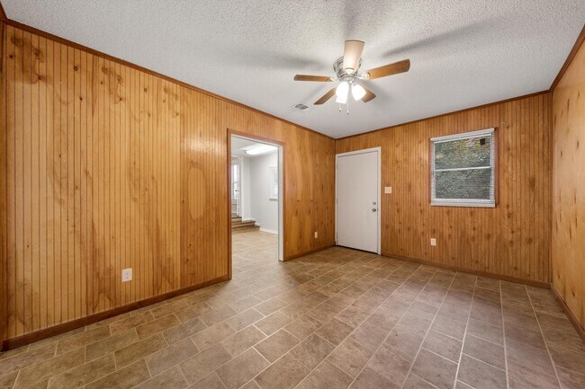 Building Photo - 513 N 34th St