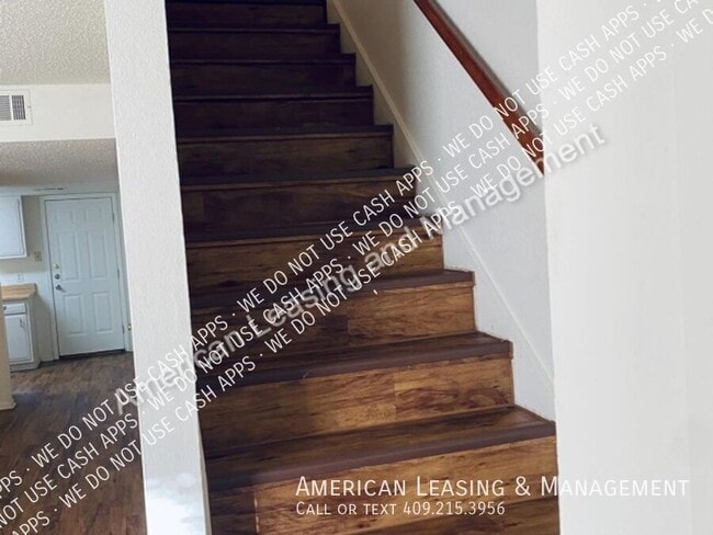 Building Photo - 85 E Caldwood Dr