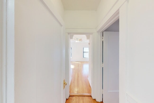 Floorplan - 5528-5532 S. Everett Avenue