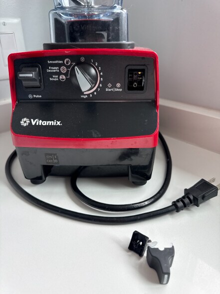 Building Photo - 3526 Lake St