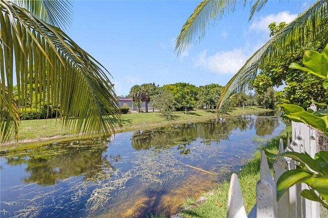 Building Photo - 1512 SW 106th Ave