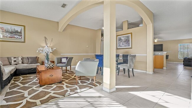 Building Photo - 820 Westbrook Terrace