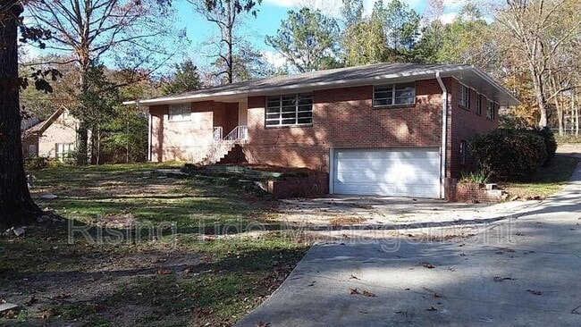 Building Photo - 7016 Briarwood Ln