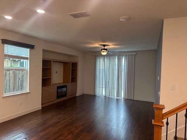 Building Photo - Welcome to this inviting 3-bedroom, 3-bath home located in a desirable Riverbank neighborhood