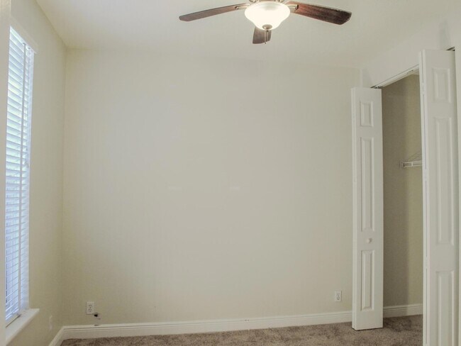 Building Photo - 124 Jesup Ln