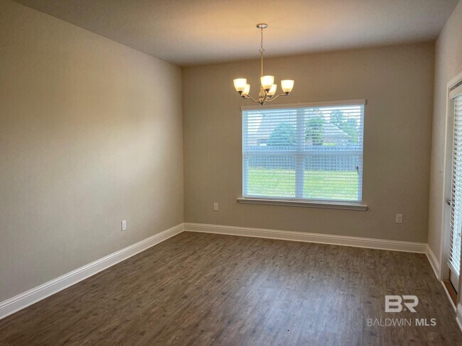 Building Photo - 31689 Kestrel Loop