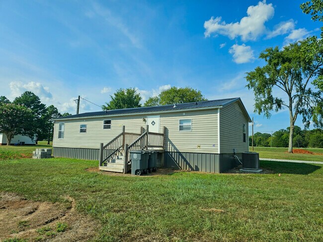 Building Photo - 3985 County Road 203