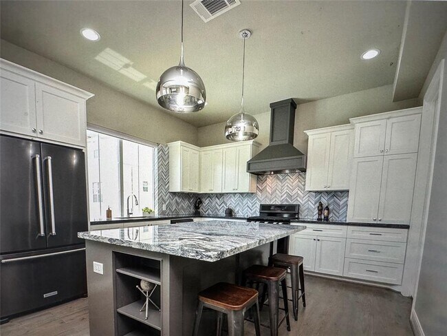 Building Photo - 1307 Upland Retreat Dr